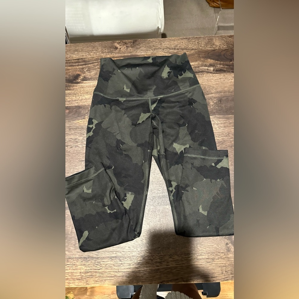 Lulu lemon leggings